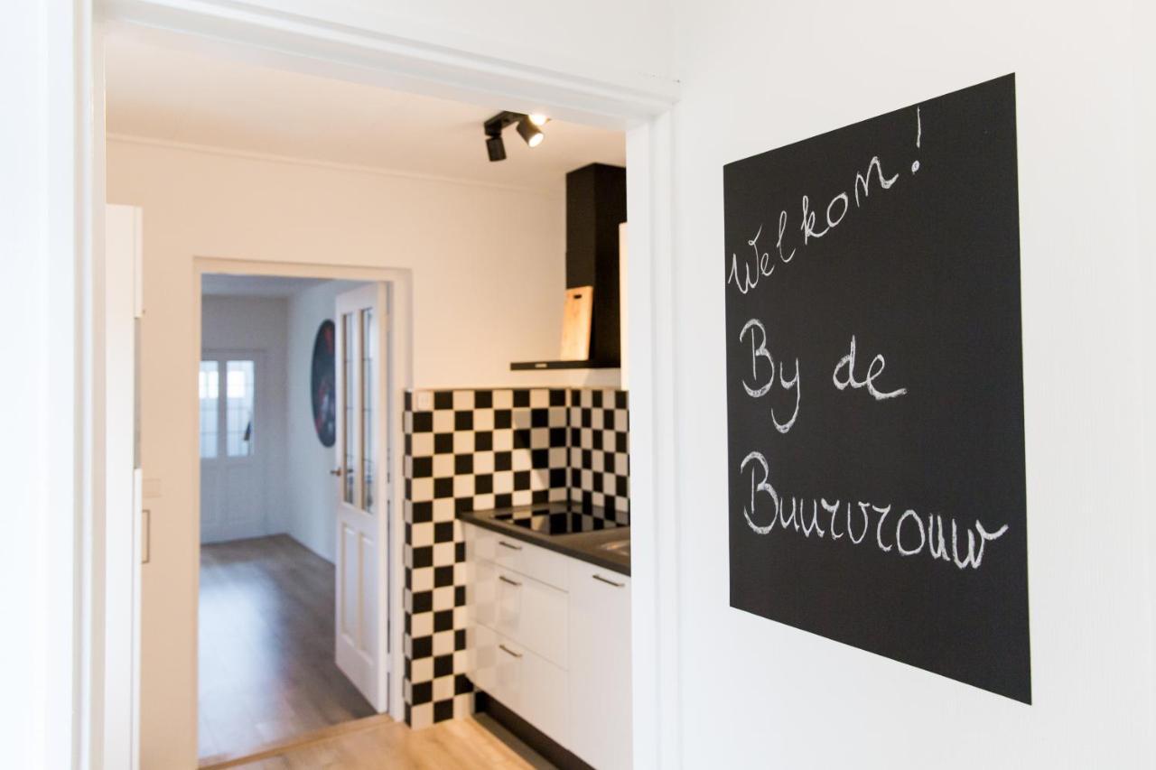 By De Buurvrouw *